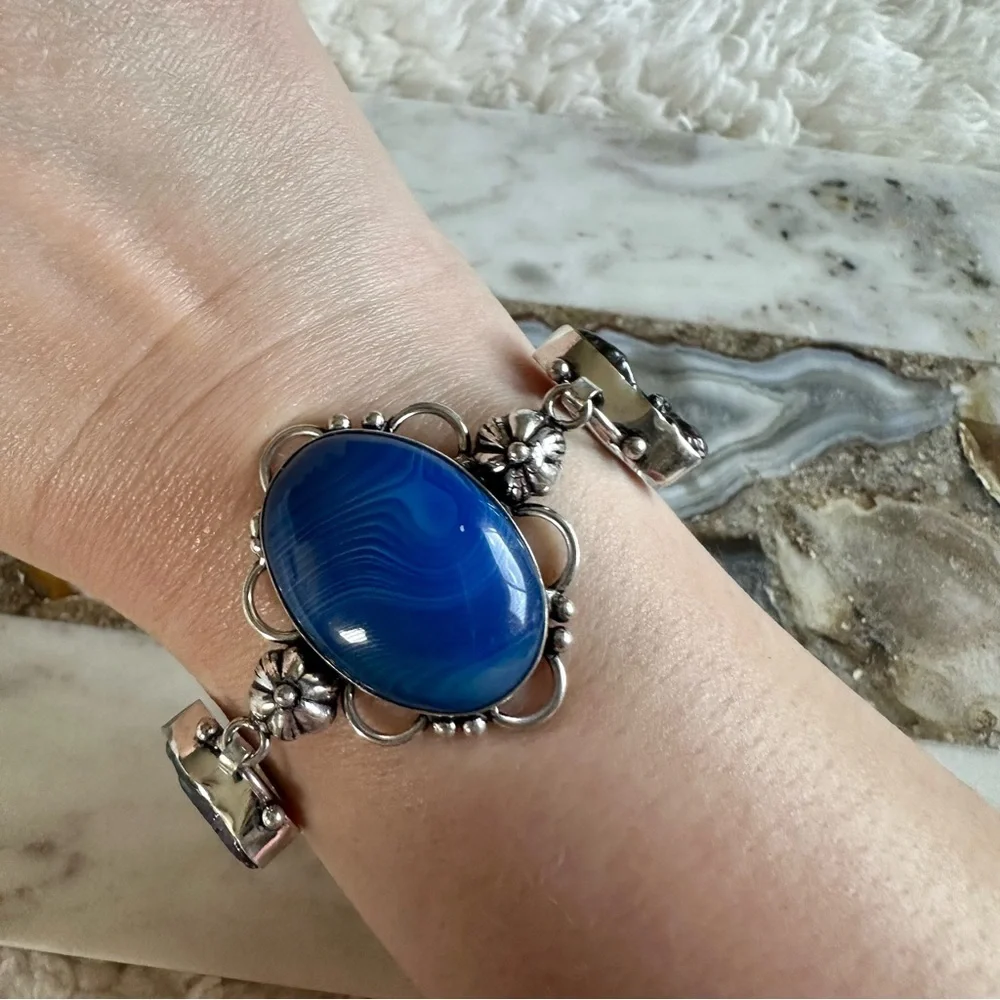 2137 Stunning Blue and Silver Bracelet with Floral Accents